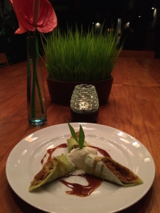 bali in villa dining